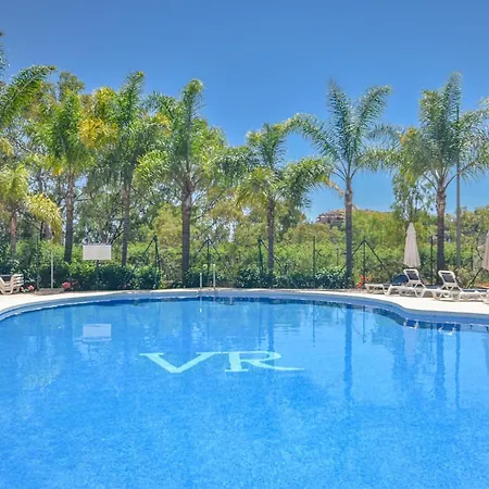 Apartamento Penthouse With Sea Views In Nueva Andalucia *