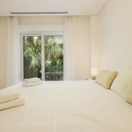Penthouse With Sea Views In Nueva Andalucia * Marbella
