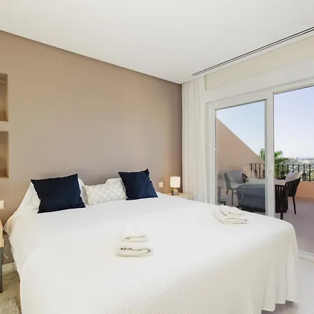 Penthouse With Sea Views In Nueva Andalucia * Marbella
