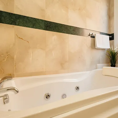 Penthouse With Sea Views In Nueva Andalucia * Marbella