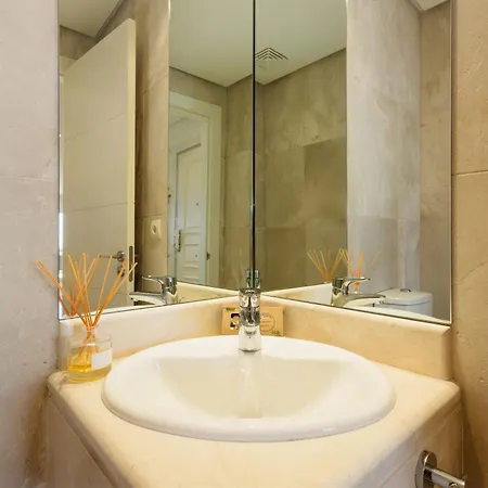 Penthouse With Sea Views In Nueva Andalucia * Marbella