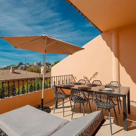 Apartment Penthouse With Sea Views In Nueva Andalucia *